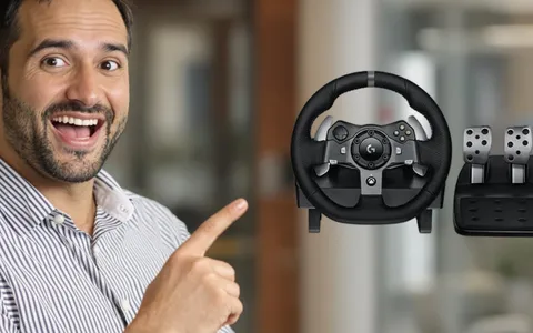 Volante da corsa Logitech a metà prezzo: promozione esclusiva su Amazon