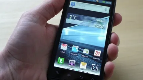 Motorola Motoluxe, hands-on e data di lancio