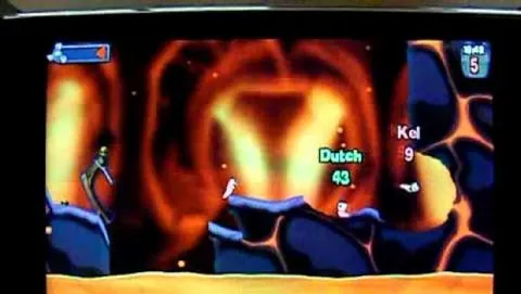 I vermi di Worms conquistano iPhone