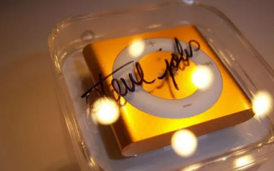 Sparisce da eBay l'asta per l'iPod shuffle autografato da Steve Jobs