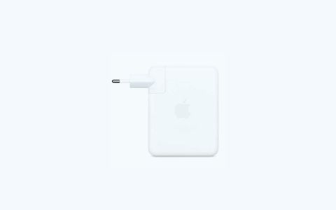 Alimentatore USB-C da 140W di Apple a meno di 73 euro su Amazon