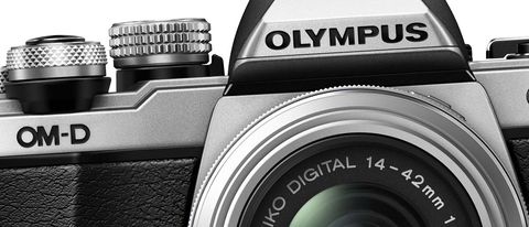 Olympus presenta la nuova mirrorless E-M10 Mark II