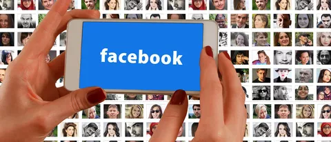 Facebook testa i gruppi a pagamento