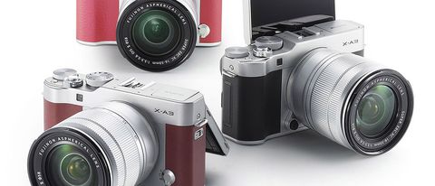 Fujifilm X-A3, una mirrorless per i selfie