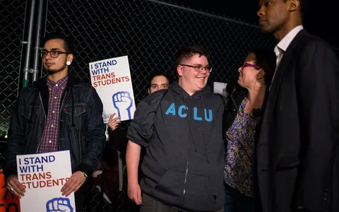 Apple (e altre) a sostegno di uno studente transgender presso la Corte Suprema