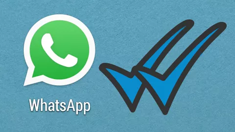 WhatsApp: disattivare la doppia spunta blu su iPhone