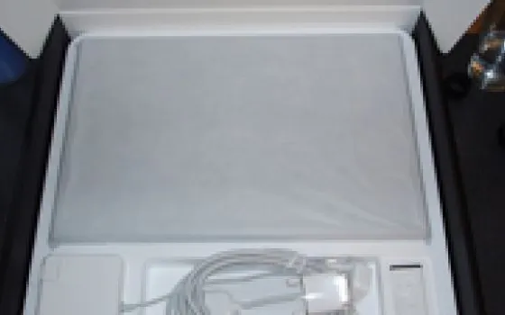 Consegnati i primi MacBook 17