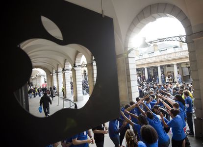 Apple critica i piani britannici sulla sorveglianza online