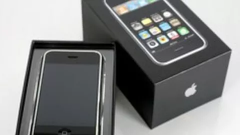 Apple limita le vendite degli iPhone