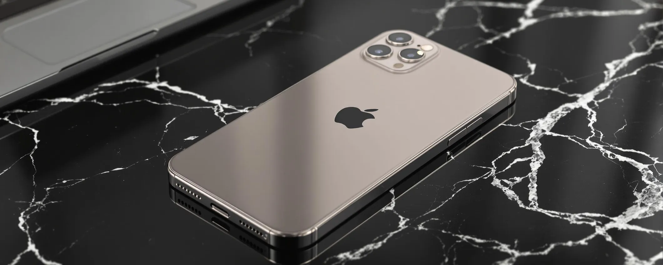 iPhone, 3 miliardi di unità vendute: Apple punta a 4 miliardi con Apple Intelligence