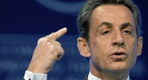 G8, botta e risposta tra Sarkozy ed Eric Schmidt