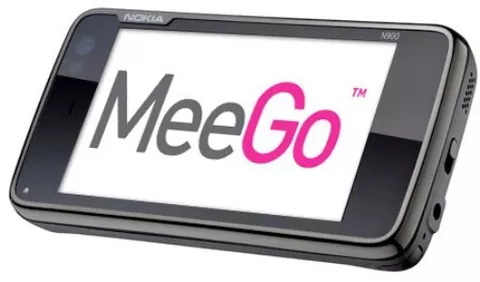 Nokia N900 con dual boot Maemo 5 e MeeGo