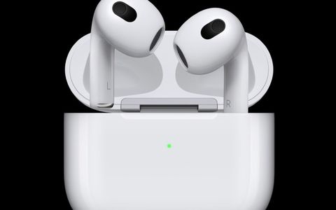 Prime Day da SOGNO, non svegliatevi: Apple AirPods 3ª generazione a SOLI 131€