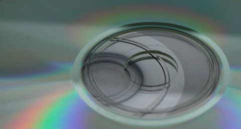 Best Buy annuncia: addio a CD e DVD
