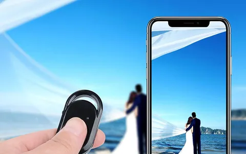 Selfie perfetti con questo telecomando per smartphone super economico