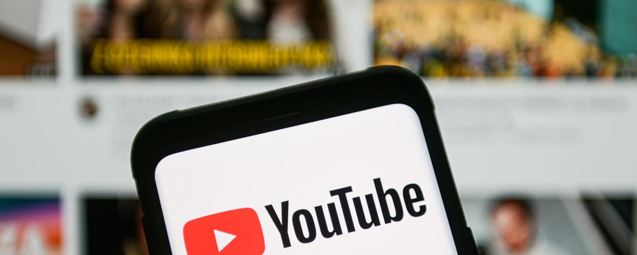 YouTube copia TikTok per gli avvisi degli utenti live
