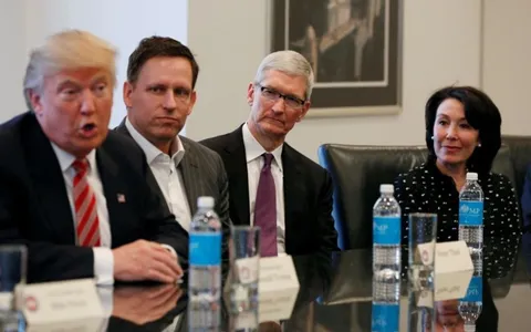 Apple, Google, Microsoft, Facebook e altri: lettera a Trump su immigrazione