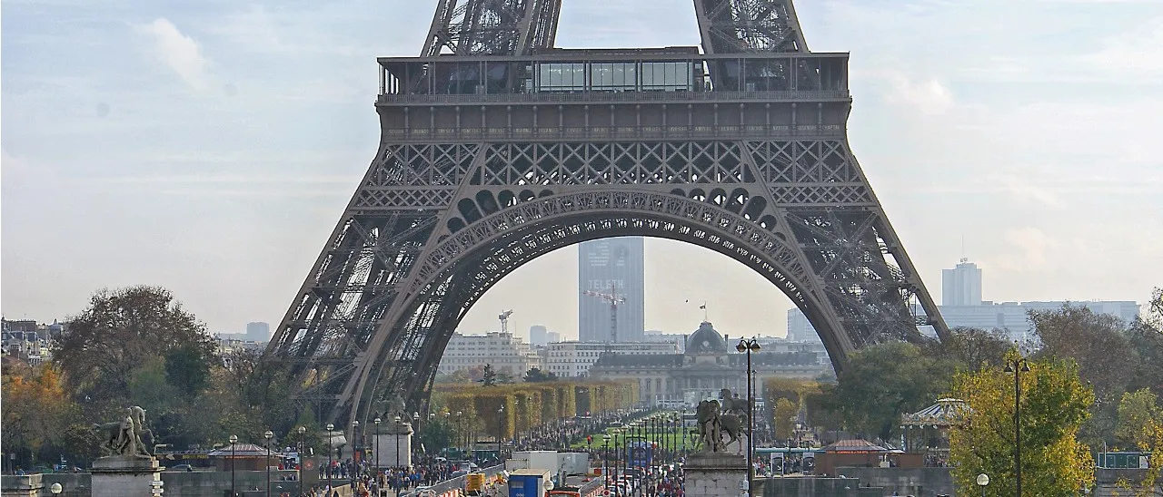 Francia, nuova legge contro le fake news