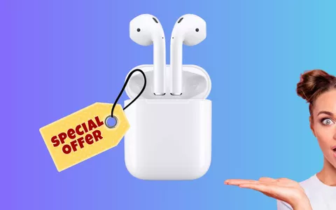 Apple AirPods 2 in SVENDITA FOLLE: oggi su Amazon scontate al -31%