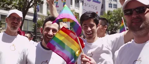 Apple omaggia il Gay Pride di San Francisco