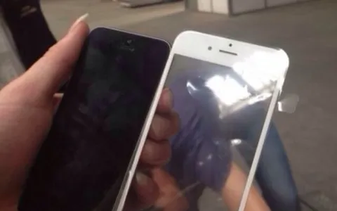 iPhone 6, pannello frontale e batterie compaiono in alcune foto