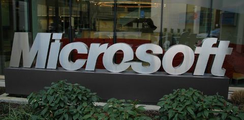 Microsoft si allea con Oracle contro Google