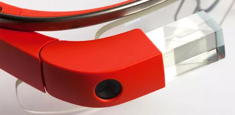 Google Glass al volante, automobilista multata