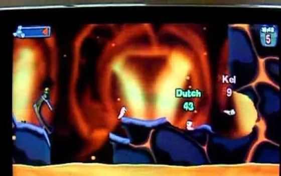 I vermi di Worms conquistano iPhone