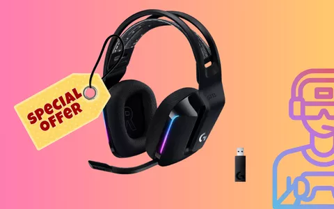 Cuffie da gaming con microfono Logitech scontatissime al -31% su Amazon