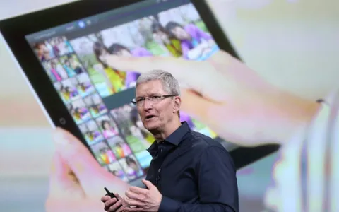 Tim Cook: sblocco dell'iPhone 5c del killer di San Bernardino equivalente software del cancro