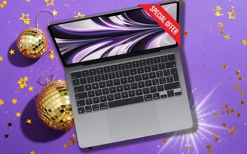 Questo è il momento: MacBook Air FINALMENTE in sconto per il Natale!
