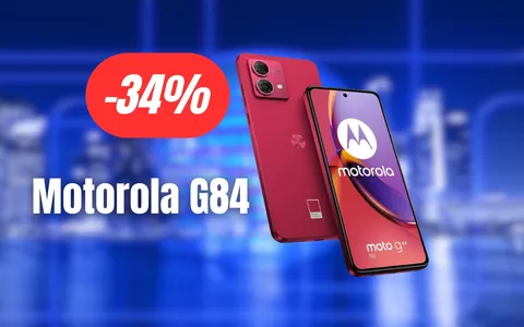 Motorola G84: smartphone con cover inclusa in SUPER SCONTO