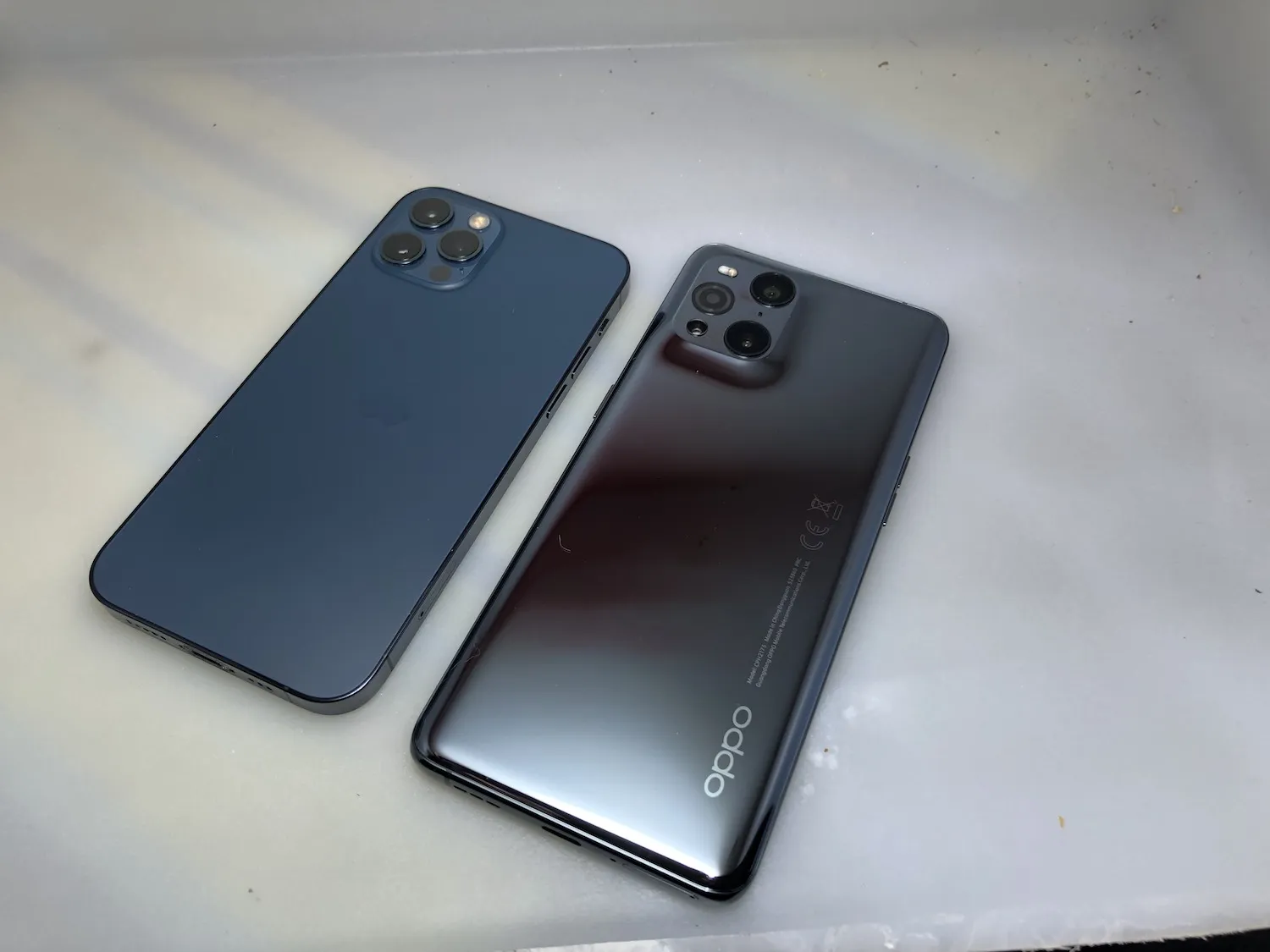 OPPO Find X3 Pro Look