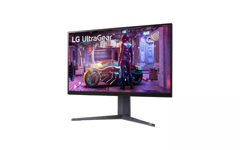 LG UltraGear, monitor gaming da 24, offerta imperdibile: il prezzo crolla  del 46%
