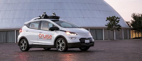 GM svela la prima auto a guida autonoma di serie