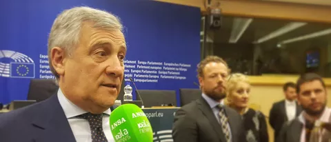 Tajani, l'Europa limiti il potere di Google