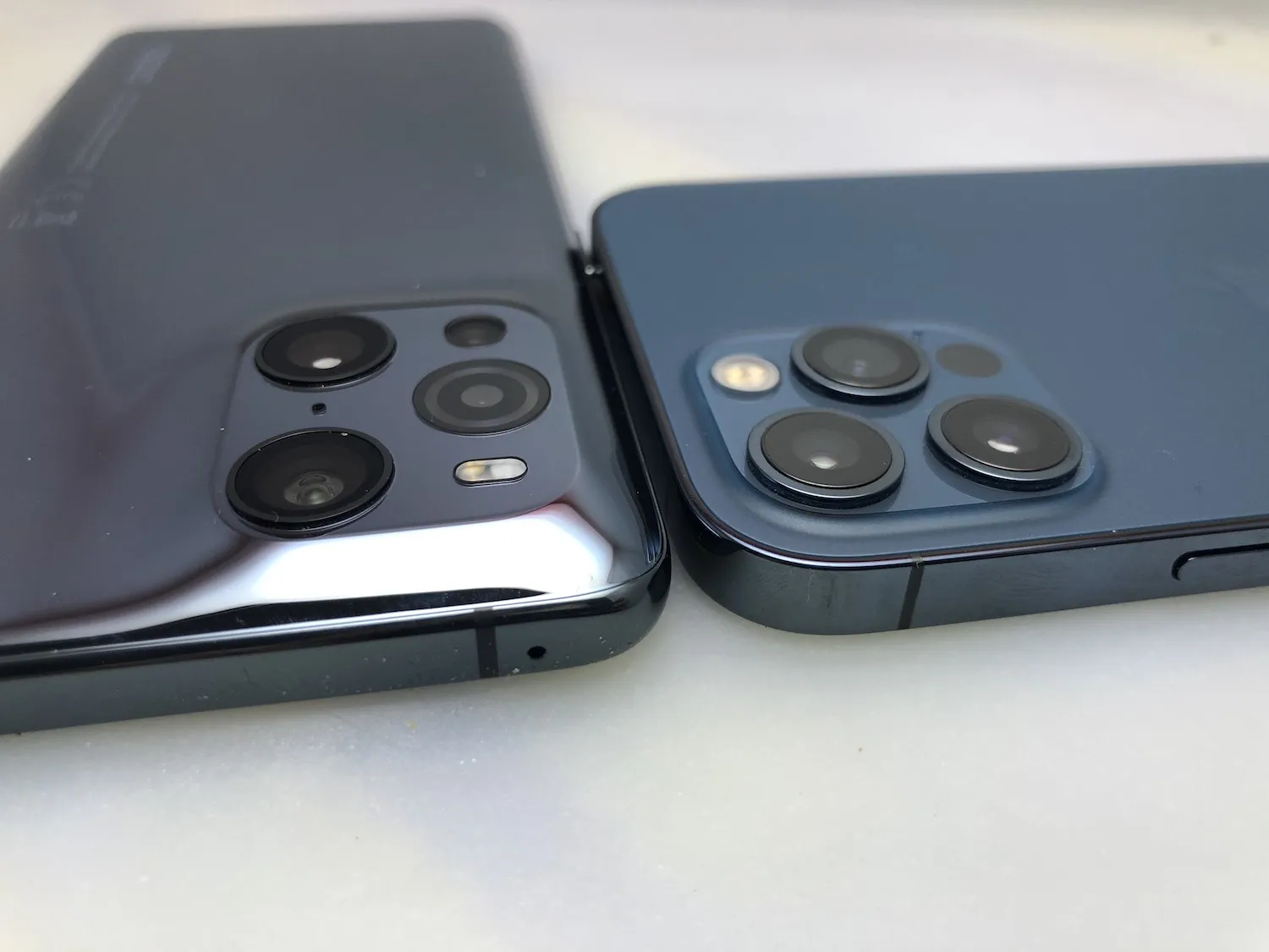 OPPO Find X3 Pro Look