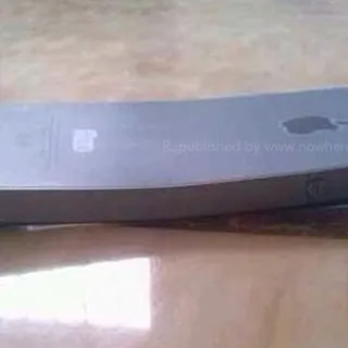 iPhone 5S non è un device da tasca: si piega