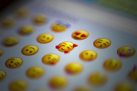 Violazione di Copyright sugli Emoji Apple: il giudice respinge la causa