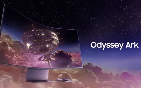 Samsung Odissey Ark è già in SCONTO su Amazon con Coupon