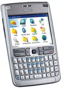 Nokia E61, uno smartphone con Symbian