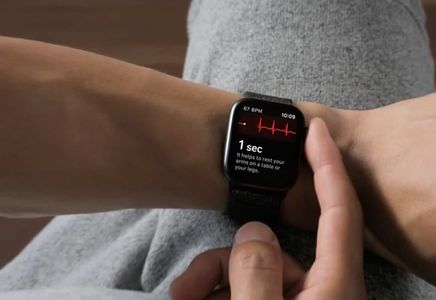 Apple Watch Series 4: l'ECG arriva col prossimo aggiornamento
