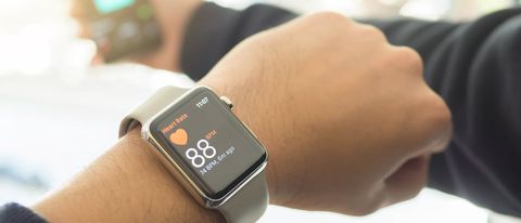 Apple Watch: ritmo cardiaco anormale con precisione