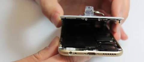 iPhone 6 e Plus smontati pezzo per pezzo