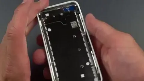 iPhone color, un video mostra la scocca nel dettaglio