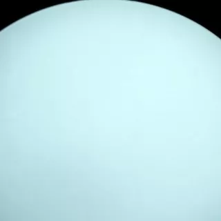 Vela elettrica per arrivare su Urano in 6 anni