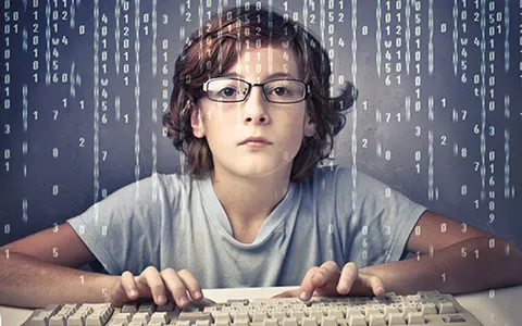 Buca i server Apple e ora rischia la galera: l'hacker ha 16 anni