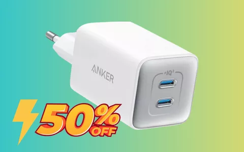 Caricatore con doppia porta USB C a metà prezzo: oggi lo paghi solo 19€