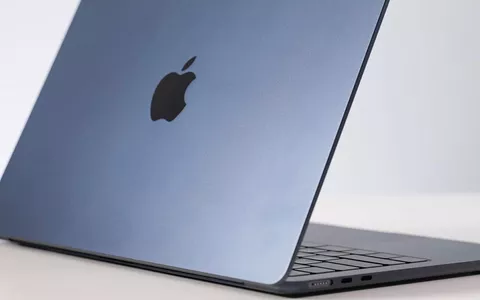MacBook Air M2 ad un prezzo IMPERDIBILE su eBay