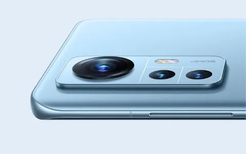 Xiaomi 12 Lite avrà un cuore da medio gamma e un design da pro?
